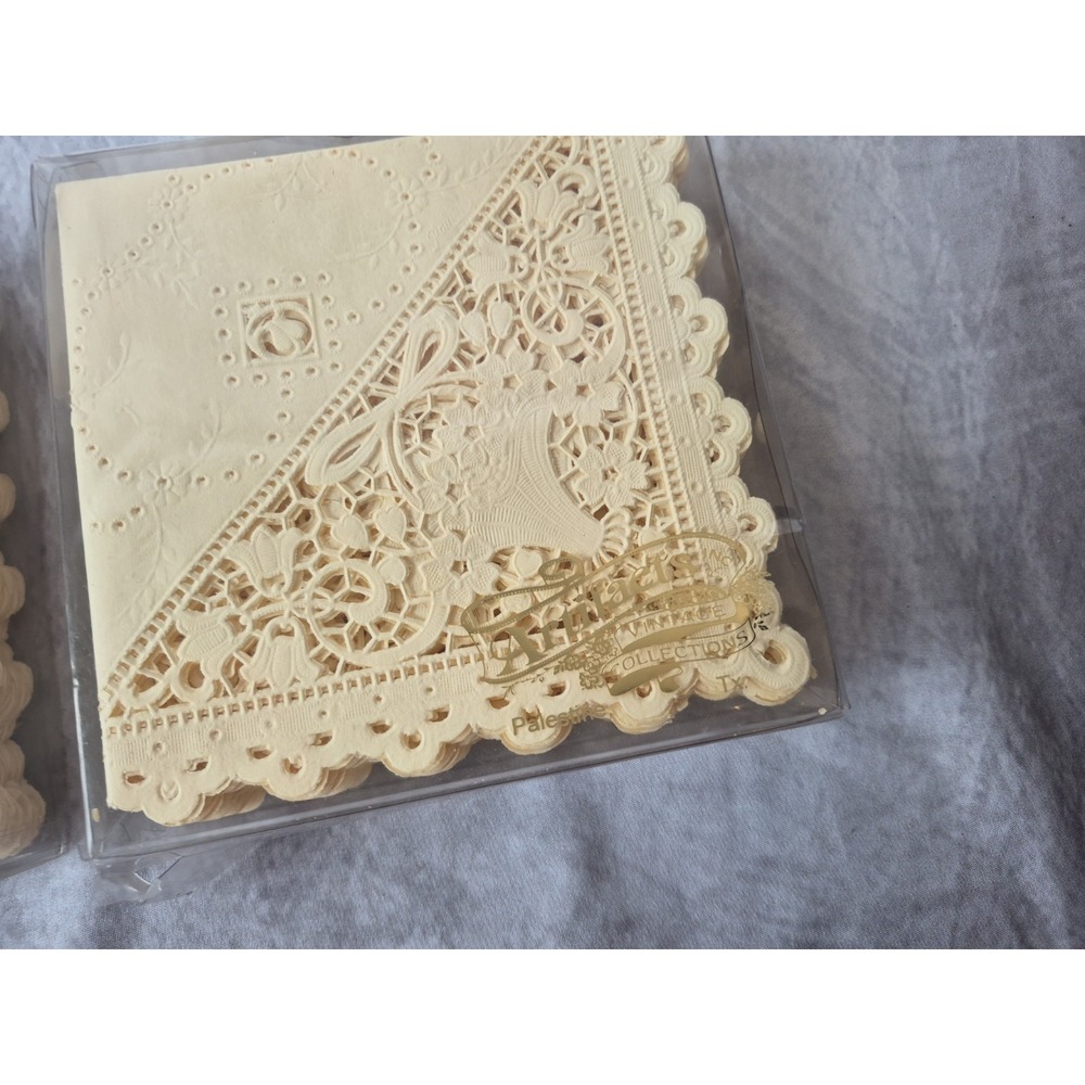 Vintage Doily Napkins " The Original Mary Jean Collection " In Original Package - Picture 7 of 14